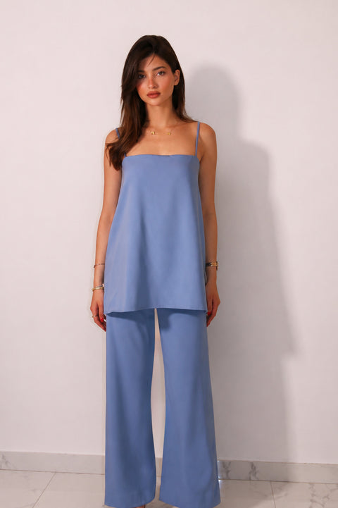 Je Suis Me Muse Trousers in blue